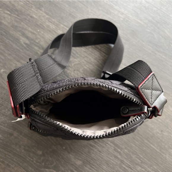 ⭐️MZ Wallace Metro Crossbody⭐️ - Picture 9 of 9